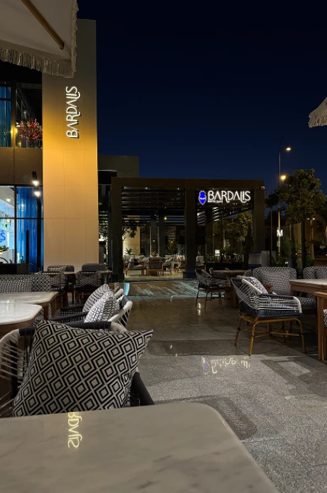 about us Bardalis resto caffee 0001